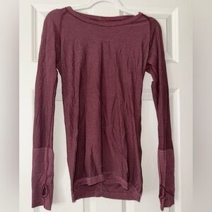 Lululemon top